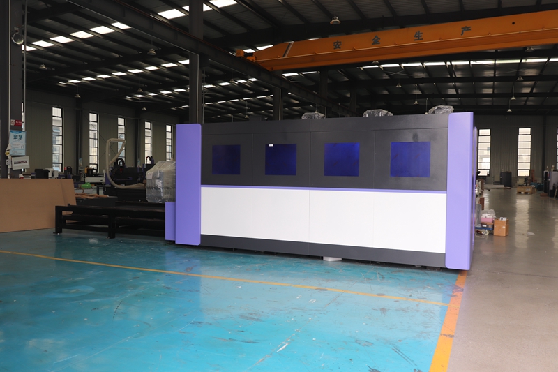 Industrial 3015 6000 watt Fibe - đánh giá và giá Industrial Fiber Laser Cutting Machine